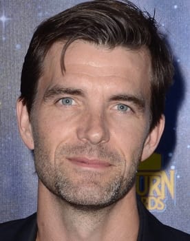 Lucas Bryant isactor