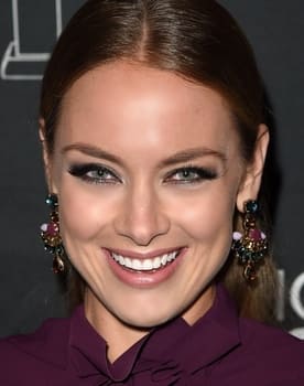 Rachel Skarsten isactor