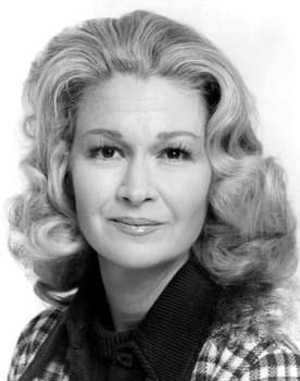 Diane Ladd isactor