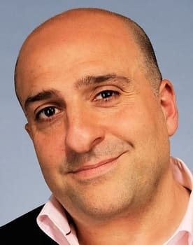 Omid Djalili isactor