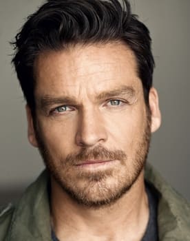 Bart Johnson isactor