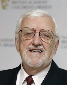 Bernard Cribbins isactor