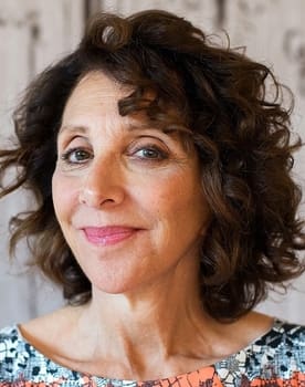 Andrea Martin isactor