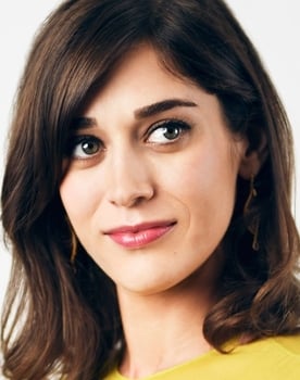 Lizzy Caplan isactor