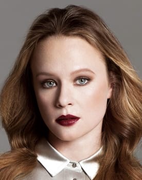 Thora Birch isactor