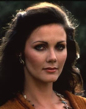 Lynda Carter isactor