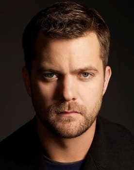 Joshua Jackson isactor