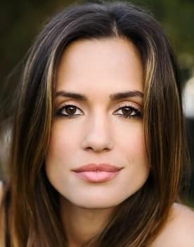 Torrey DeVitto isactor