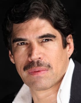 Alberto Estrella isactor