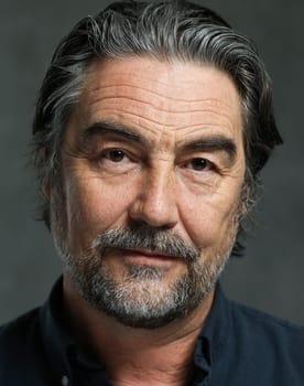 Nathaniel Parker isactor