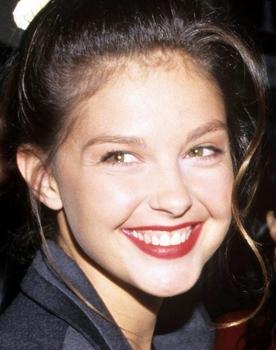 Ashley Judd isactor