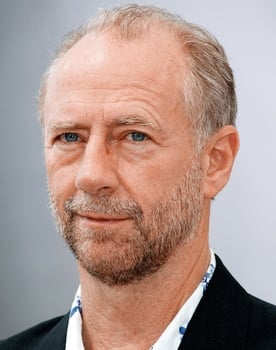 Xander Berkeley isactor