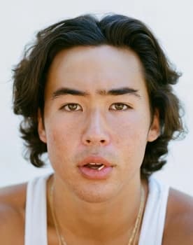 Nico Hiraga isactor