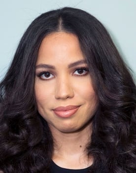 Jurnee Smollett isactor