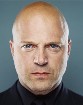 Michael Chiklis isactor