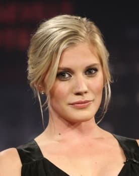 Katee Sackhoff isactor