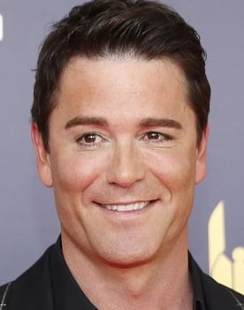 Yannick Bisson isactor