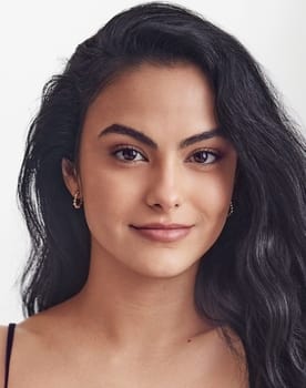 Camila Mendes isactor