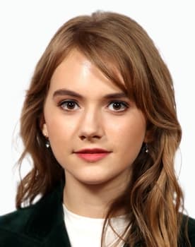 Emilia Jones isactor