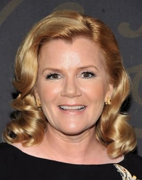 Mare Winningham isactor