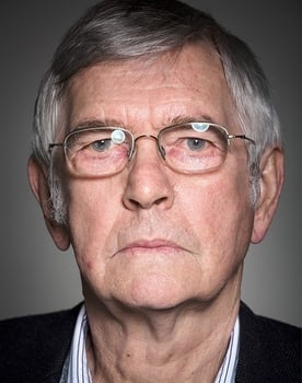 Tom Courtenay isactor