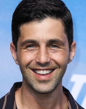 Josh Peck isactor