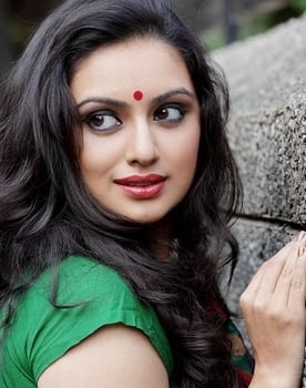 Shruti Marathe isactor