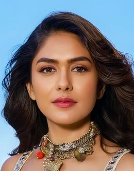 Mrunal Thakur isactor