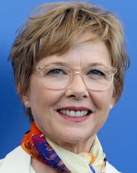 Annette Bening isactor