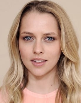 Teresa Palmer isactor