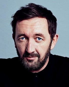 Ralph Ineson isactor