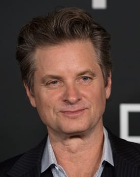 Shea Whigham isactor