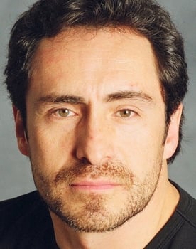 Demián Bichir isactor