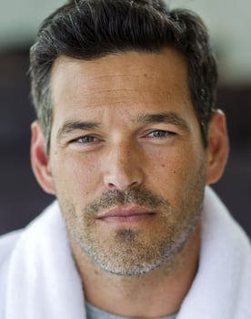 Eddie Cibrian isactor