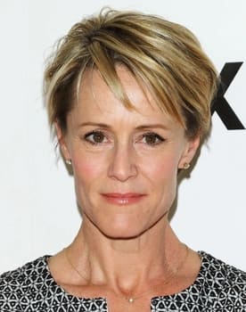 Mary Stuart Masterson isactor