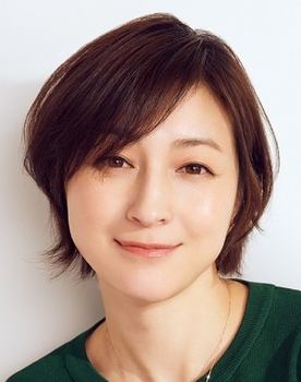 Ryoko Hirosue isactor