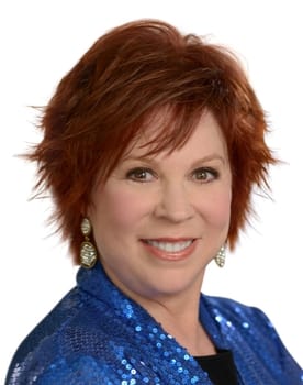 Vicki Lawrence isactor