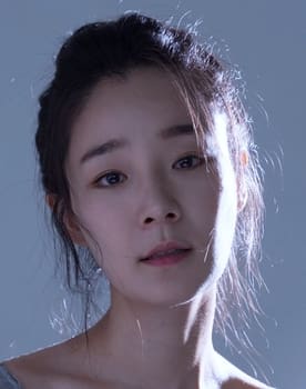 Lee Ga-kyung isactor