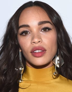 Cleopatra Coleman isactor