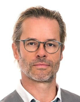 Guy Pearce isactor