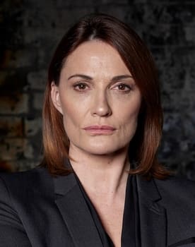 Sarah Parish isactor