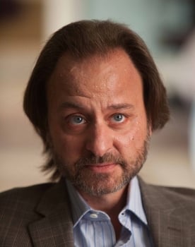 Fisher Stevens isactor