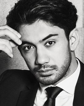 Reza Rahadian isactor