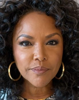 Lynn Whitfield isactor