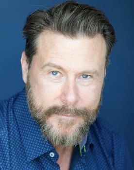 Dean McDermott isactor