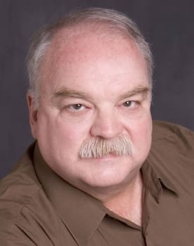 Richard Riehle isactor