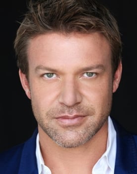 Matt Passmore isactor