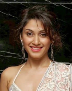 Manjari Fadnnis isactor