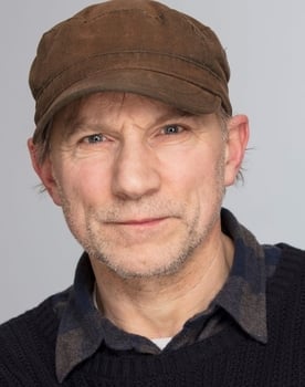 Simon McBurney isactor