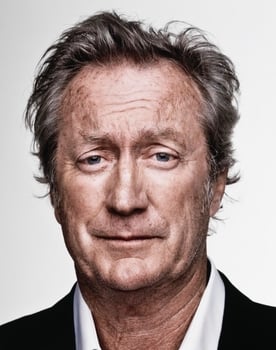 Bryan Brown isactor